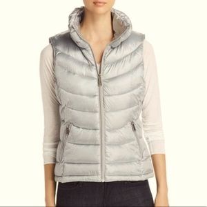 Calvin Klein Women's Metallic Matte Shine Silver/Pewter Puffer Vest